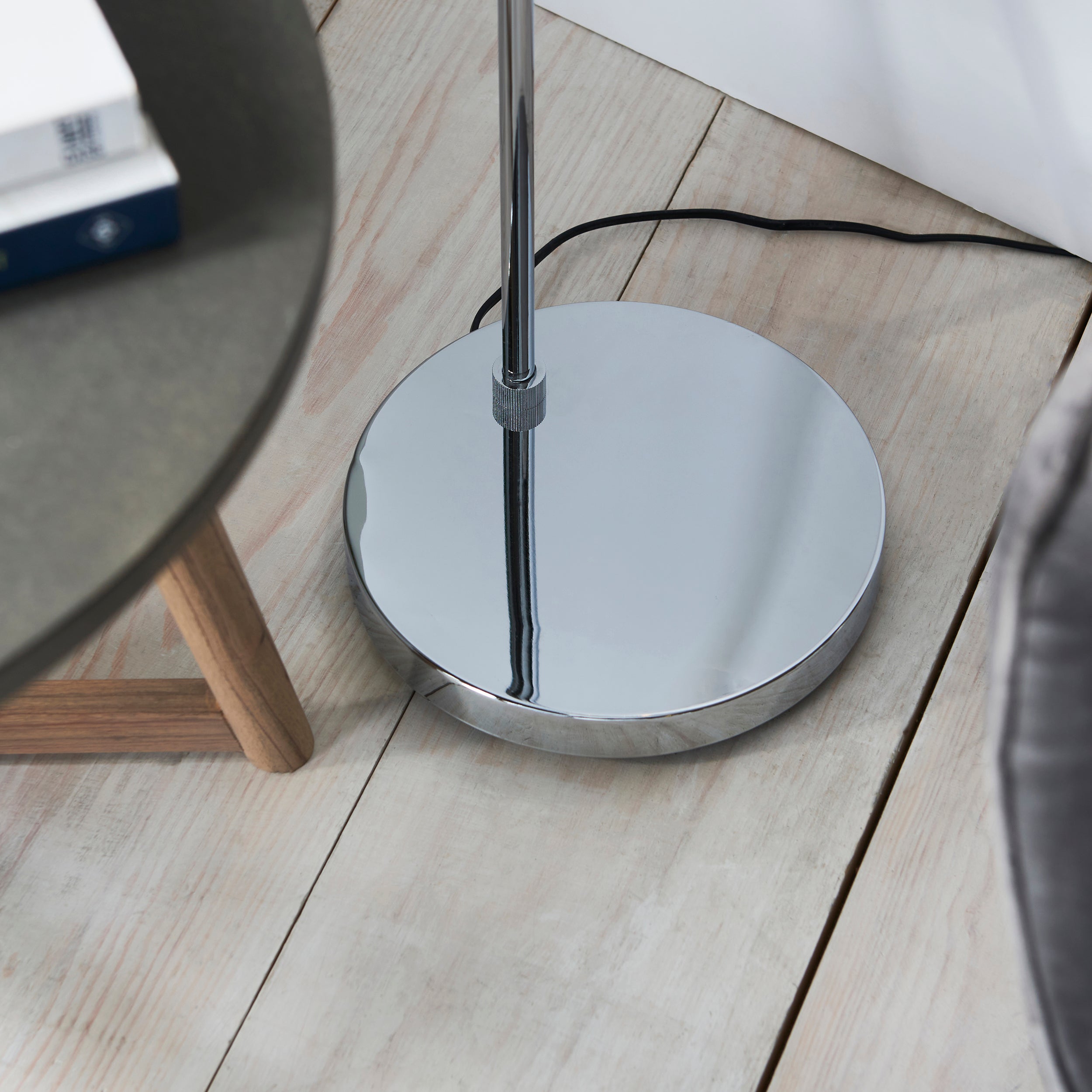 Dimple Floor Lamp