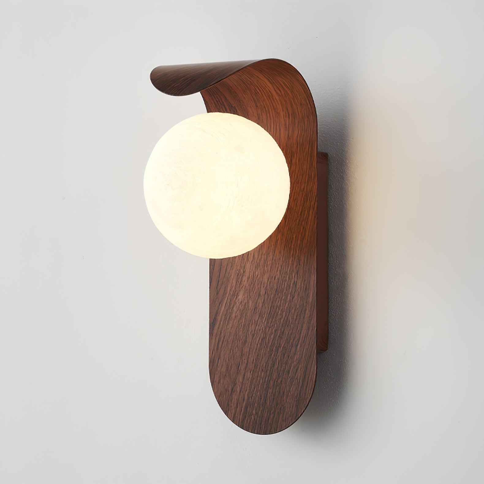 Carlyle_Wall_Lamp_5.jpg