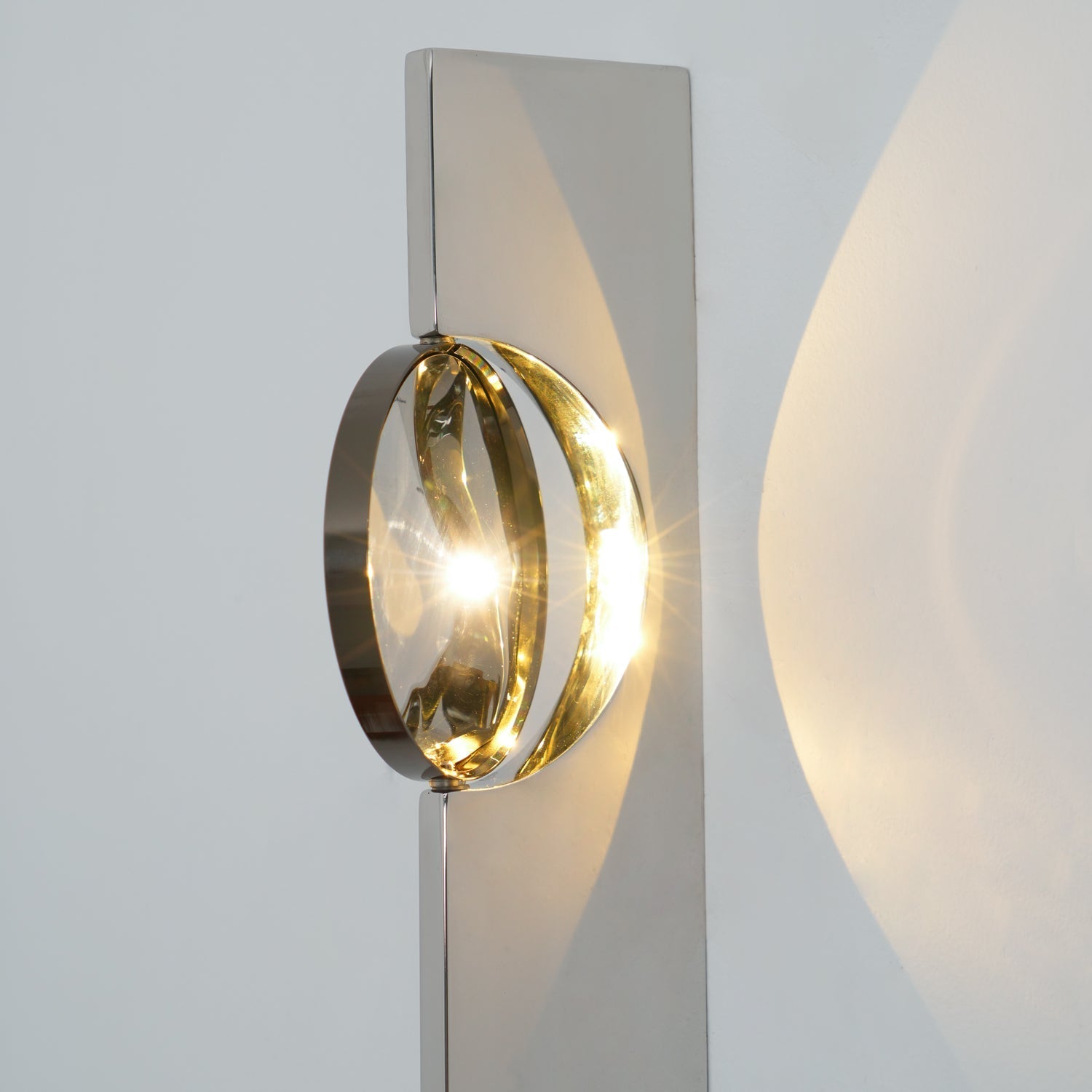 Creative_Light_And_Shadow_Wall_Lamp_1_17.jpg