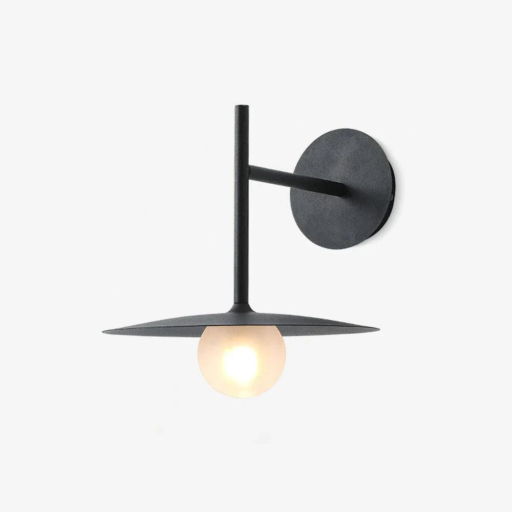 Gea_Iron_Wall_Lamp__01.webp