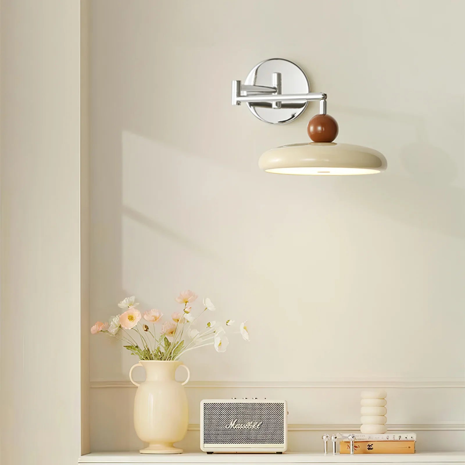 Lola_Plug-in_Wall_Lamp_1_3.webp