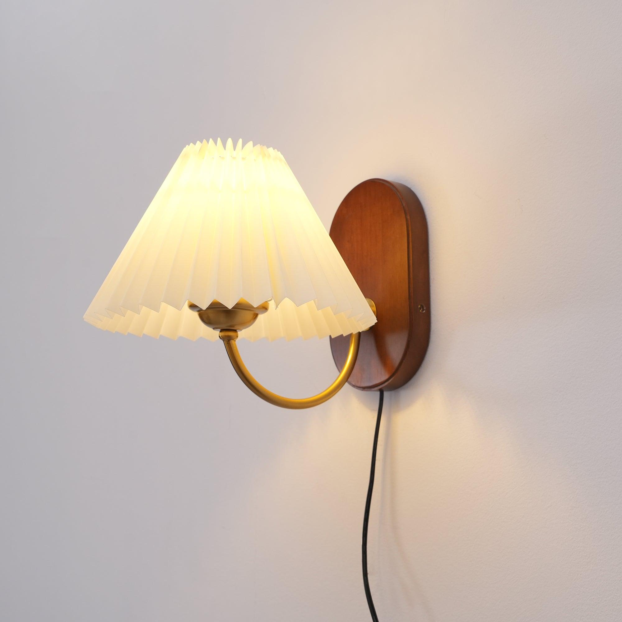 Louise_Plug_In_Wall_Lamp_11_f751592e-ac17-44d6-903e-a2079e52d6e6.jpg