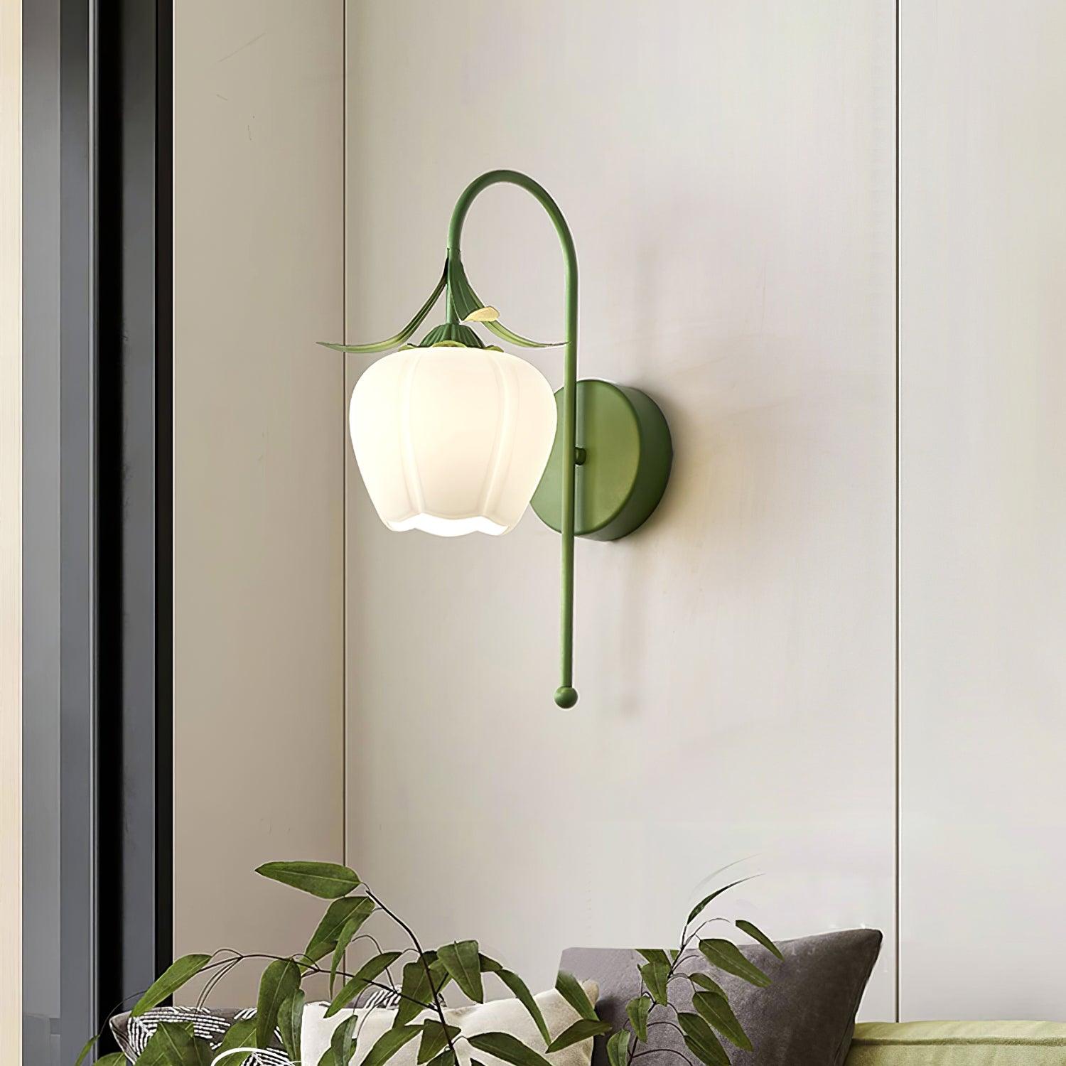 Luna Flower Wall Lamp