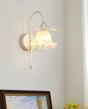 Luna Flower Wall Lamp