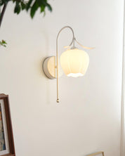 Luna Flower Wall Lamp