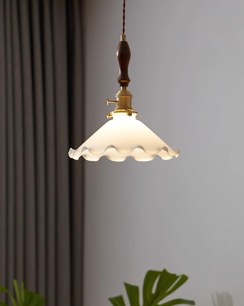 Milky Flower Pendant Light