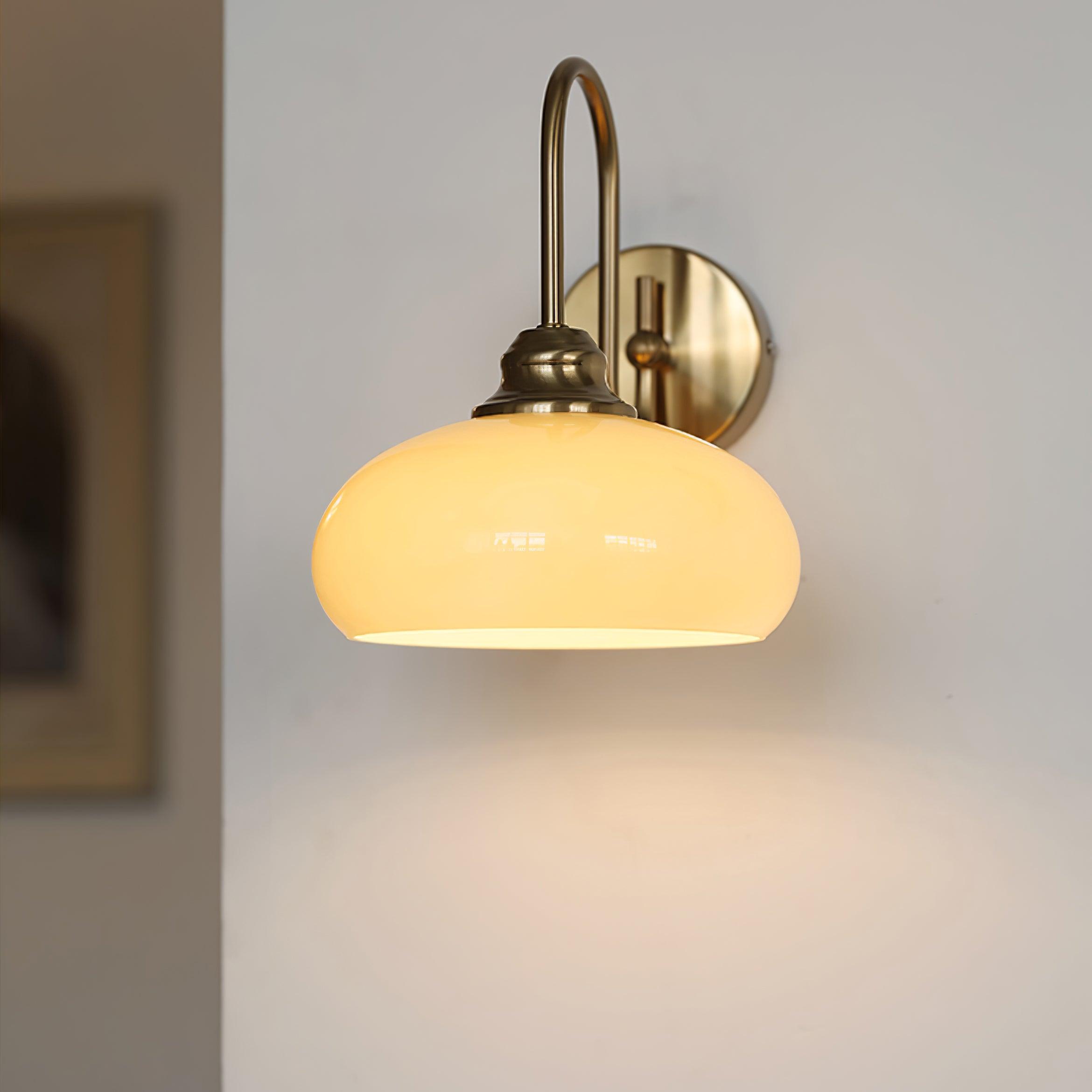 Nova_Brass_Wall_Light_10.jpg