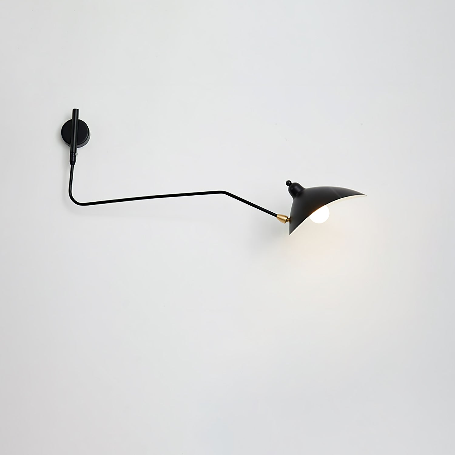 Serge_Mouille_Wall_Sconce-_14.jpg