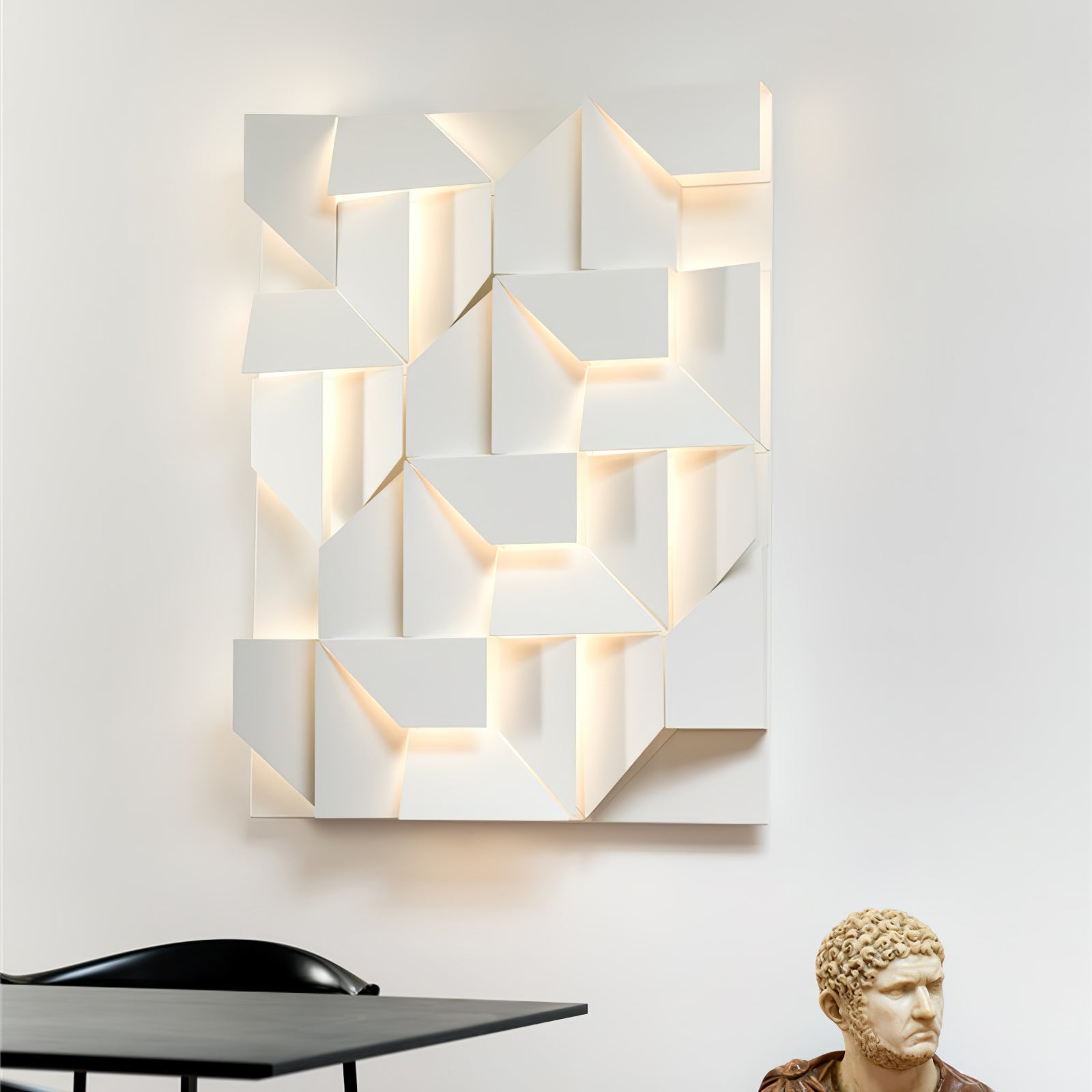 Shadows_Grand_Sconce__01_83e7b6ca-f975-4a8f-8dfa-2ad3d3c031e2.jpg