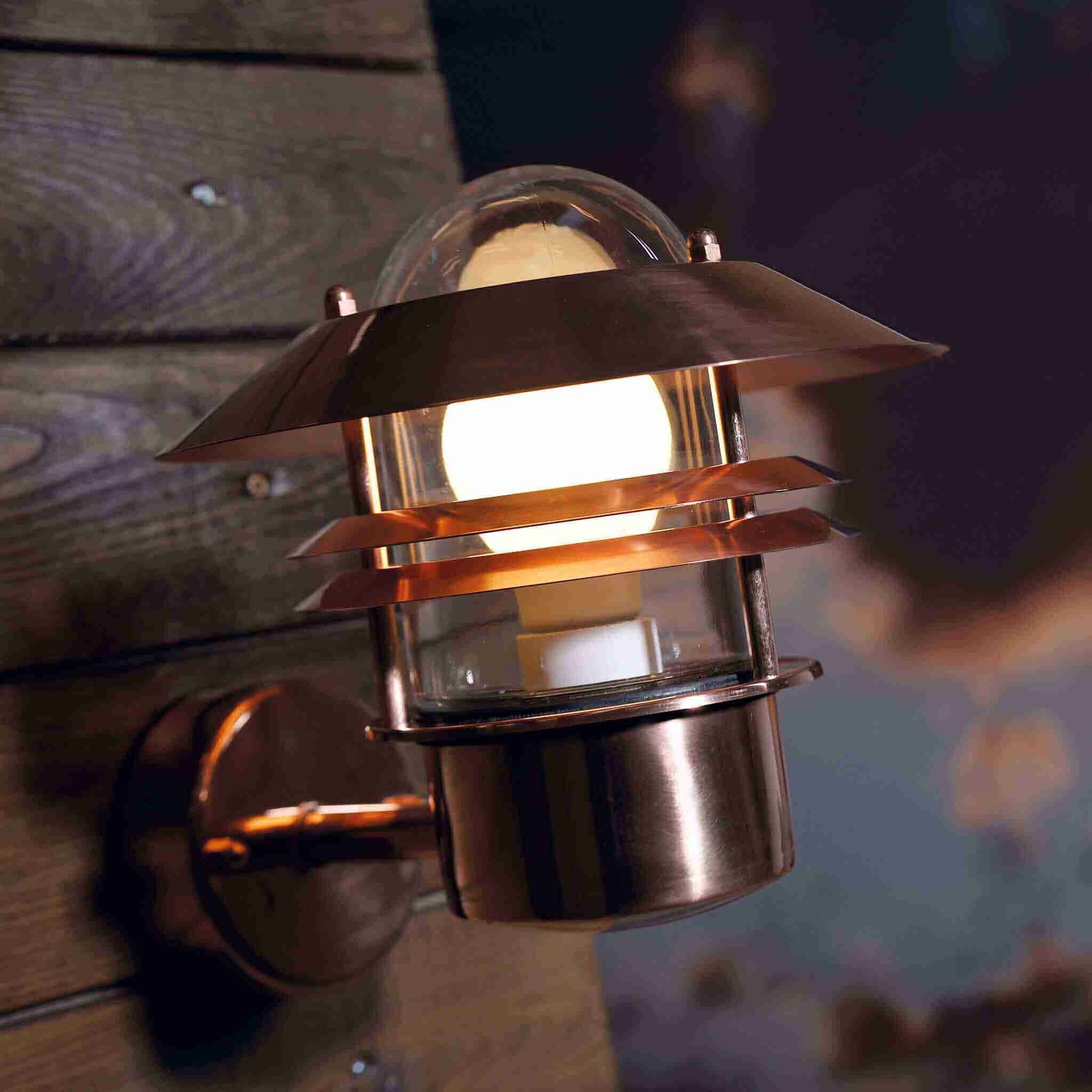 blokhus-outdoor-wall-light-copper-2_2048x_3efaaa67-f345-4752-bc89-35d0f1efc49d.jpg