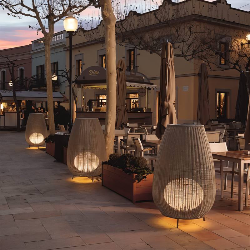 candice-outdoor-floor-lamp-949530.jpg