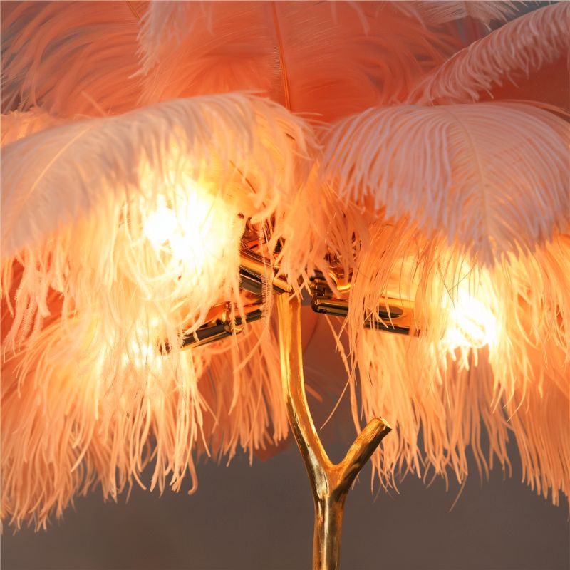 crest-floor-lamp-818734.jpg