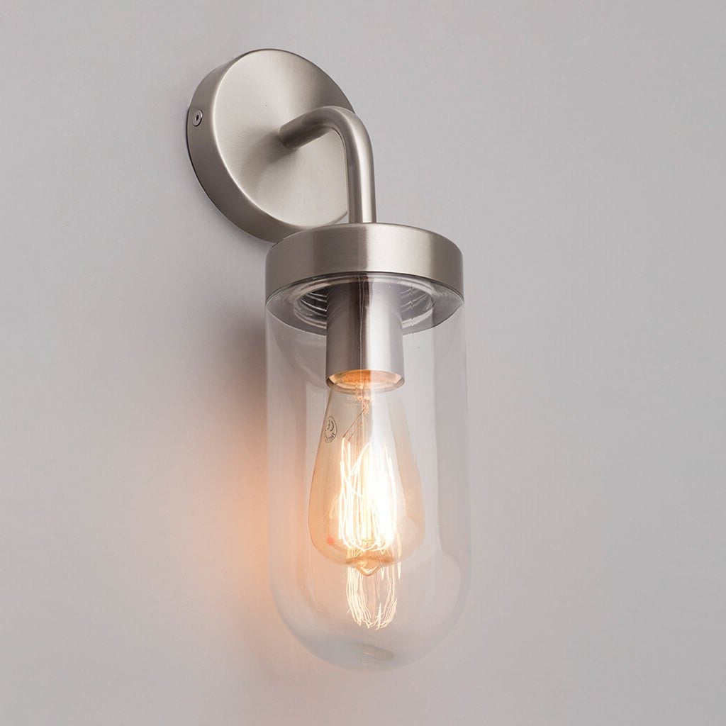lander-stainless-steel-outdoor-wall-light_2048x_69b94a21-273a-479c-a8b0-972626f73dad.jpg