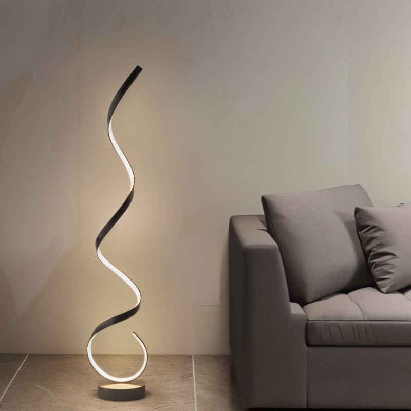 lucius-floor-lamp-992794.jpg