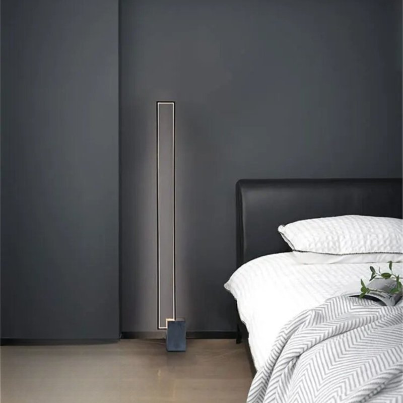 marmoris-floor-lamp-790866_c7156524-f697-4581-90e4-2780e60580bb.jpg