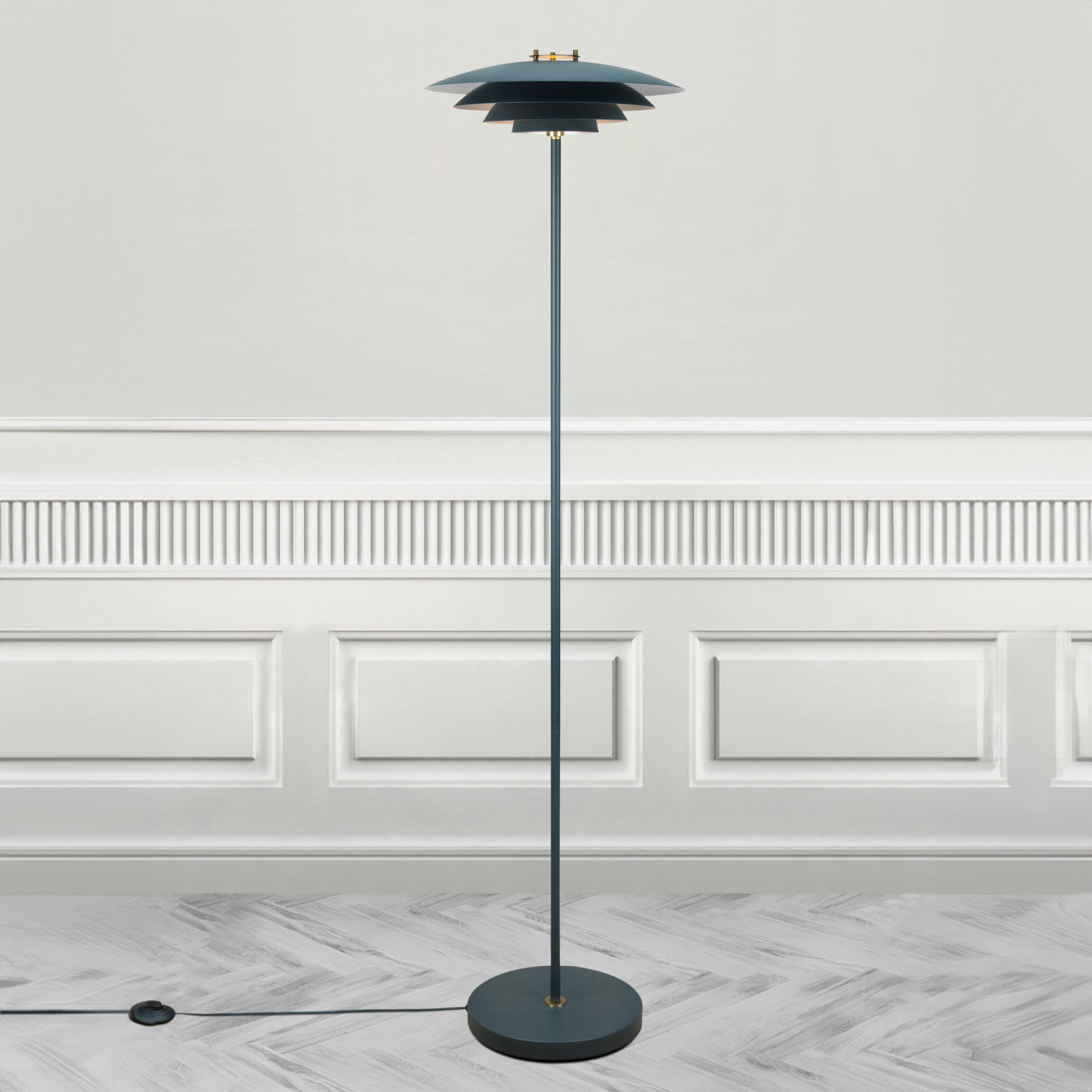 nordlux-bretagne-floor-lamp_4cc2bbe5-4b9b-4db2-9cb0-1ce168239187.jpg