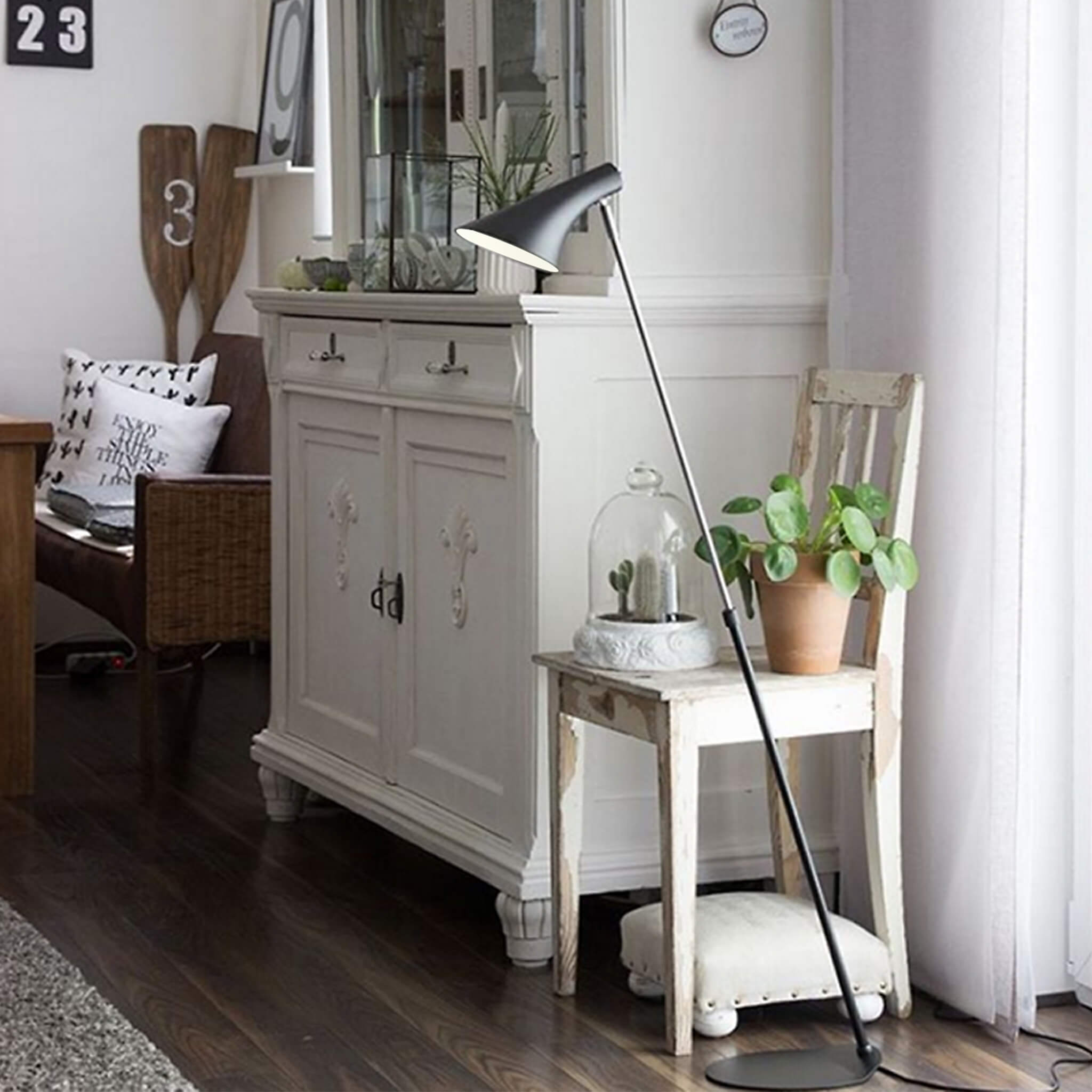 Vanila Floor Lamp