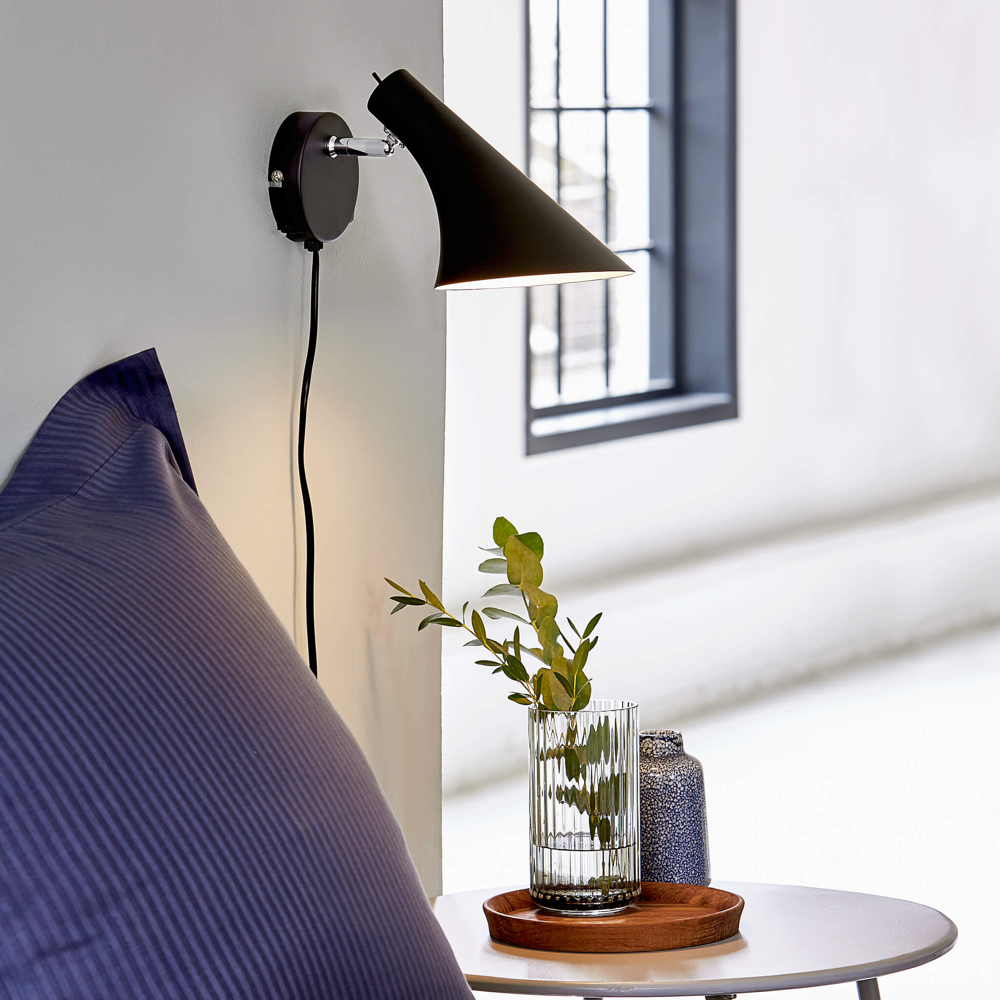 nordlux-dftp-vanila-wall-light-black-2.jpg