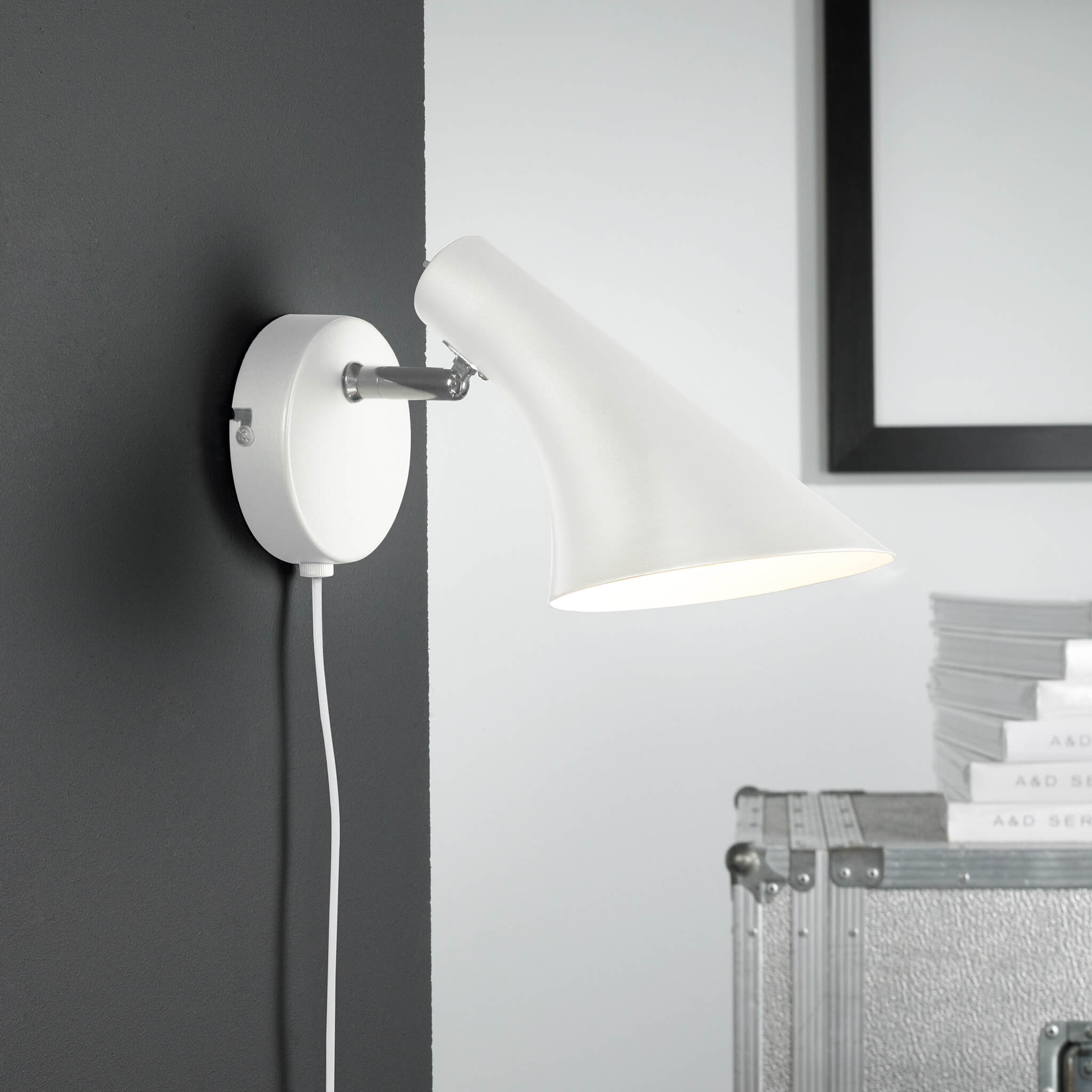 Vanila Wall Light