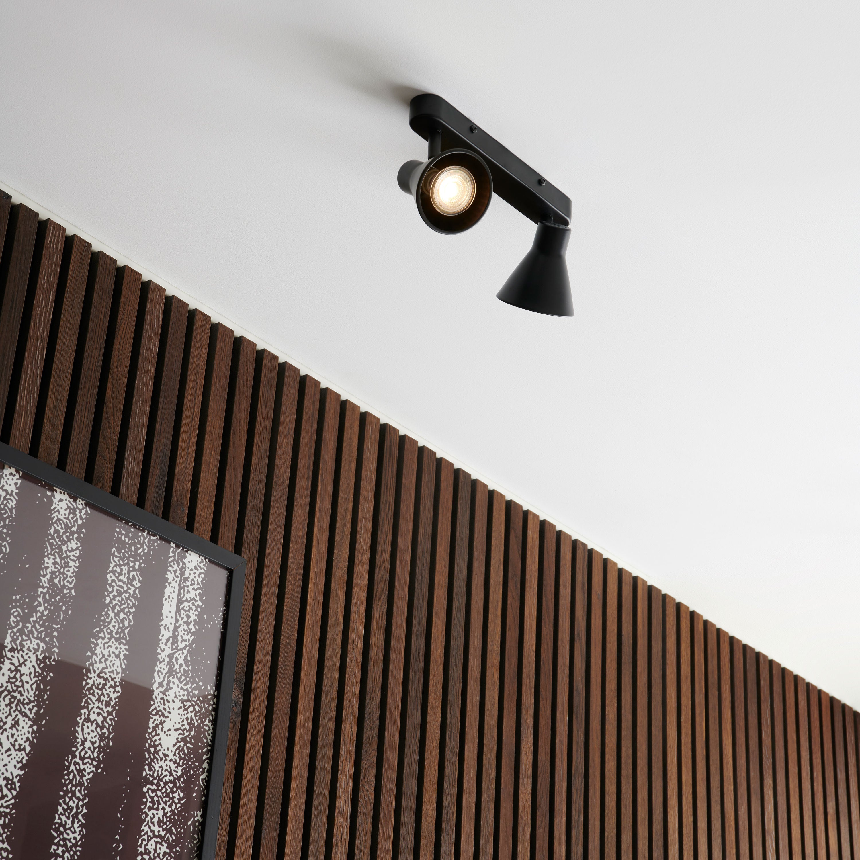 nordlux-eik-2-spotlight-bar-black.jpg