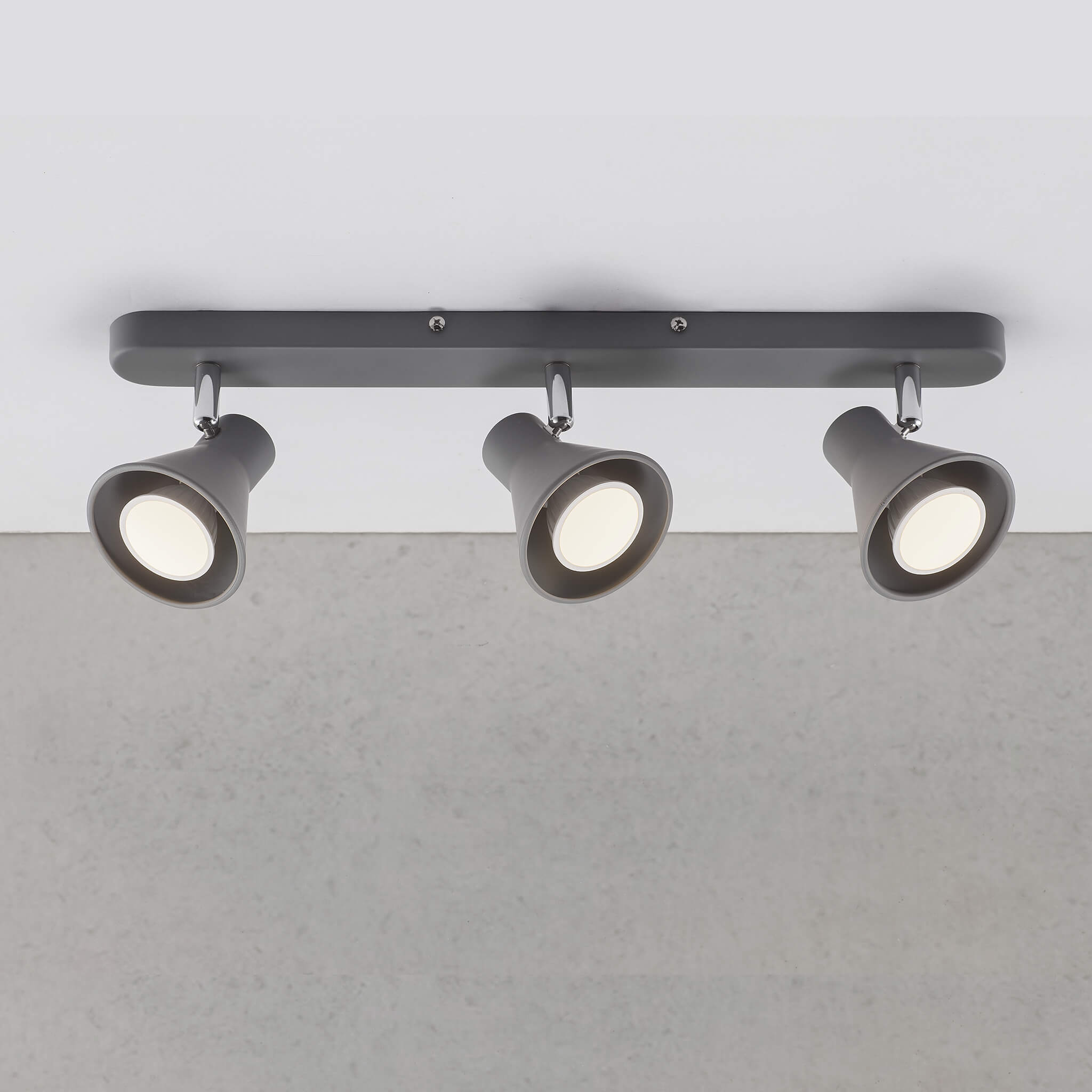 Eik 3 Light Spotlight Bar