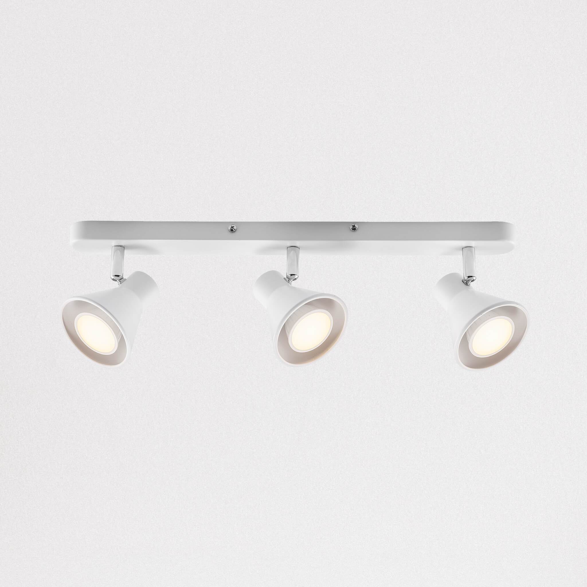 nordlux-eik-3-spotlight-bar-white-n45780101_2048x_f9c46044-e49c-49f5-a87a-188708a13c30.jpg