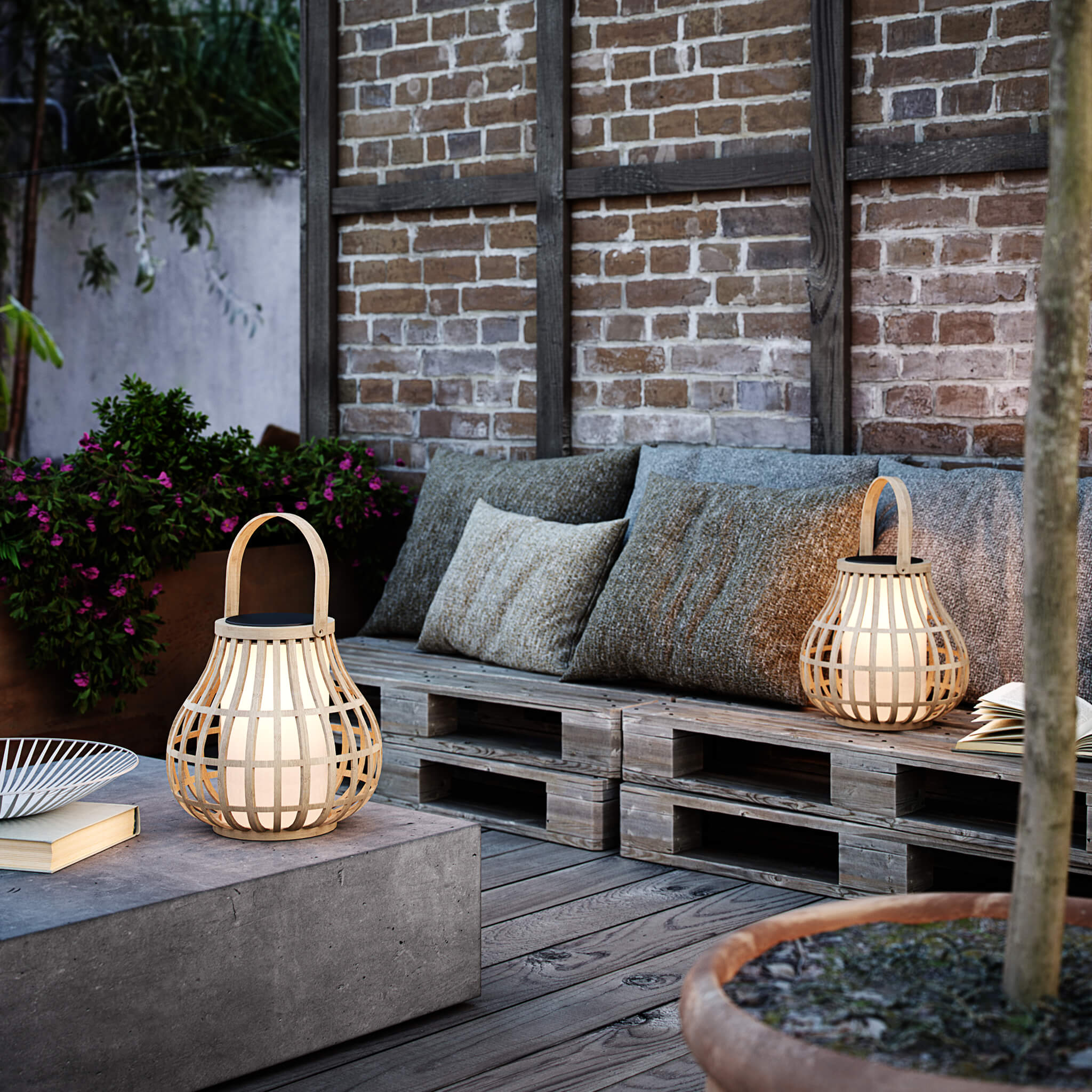 nordlux-leo-to-go-bamboo-solar-lamp-5.jpg