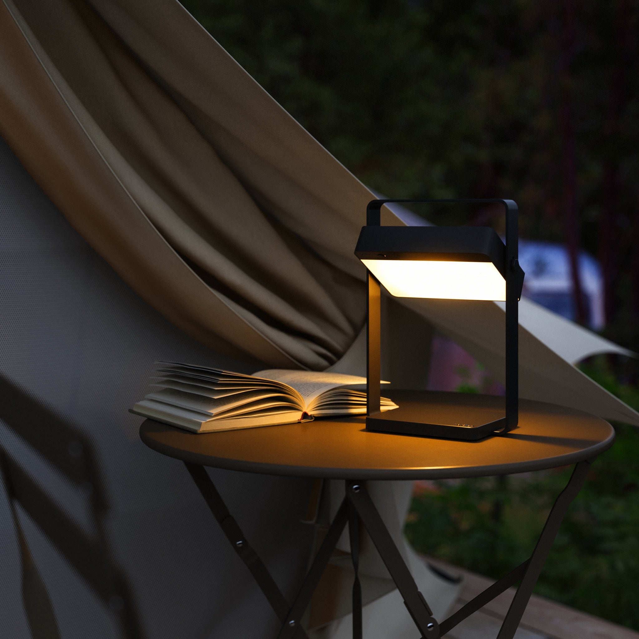 nordlux-saulio-solar-portable-lamp-12_33cce3b2-0a78-4ac3-8ca8-c2688cc0185a.jpg